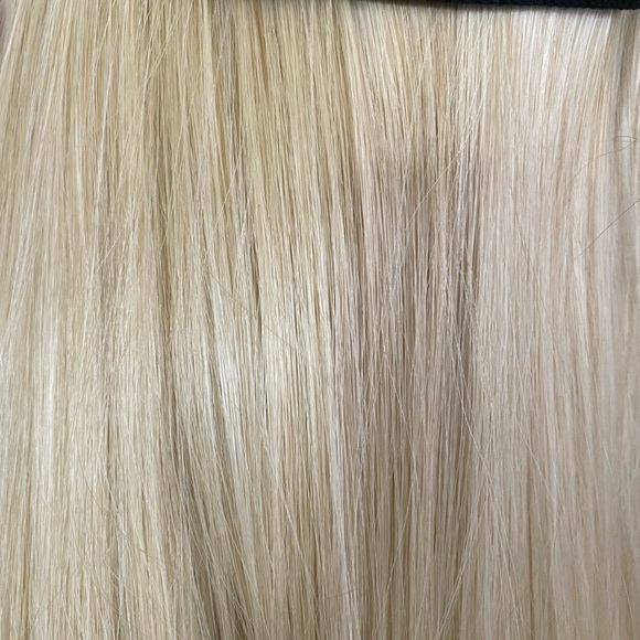 HAT WIG Black Ball Cap with 14” Ash Blonde Hair Attached Cap with Blonde Wig NWT - Picture 6 of 10